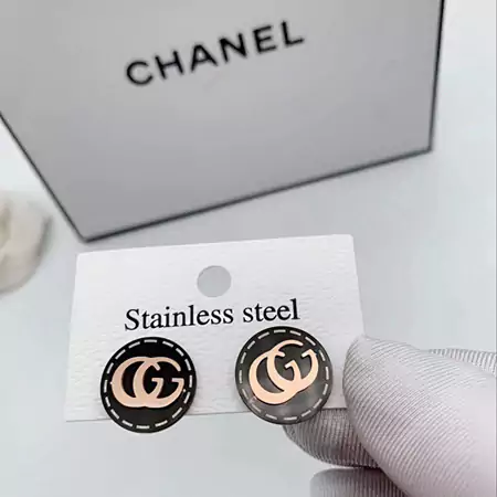 シャネル chanel ピアス おしゃれ