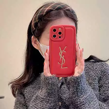 新作 YSL ブランド iPhone 16 Pro Max ケース 羊革製 高級感あふれるデザイン 手触りが良い レッドカラー シンプルでラグジュアリー 小洒落たブランド 全面保護