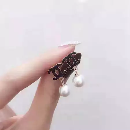 CHANEL 鎖骨チェーン