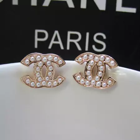 Chanel ショートピアス 可愛い