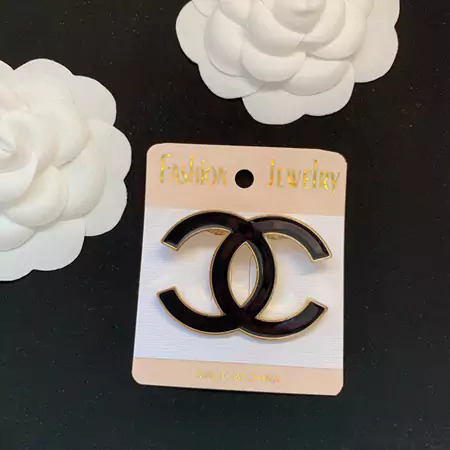 chanel brooch