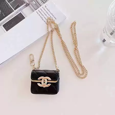 Chanel 金具ロゴ付き Airpods Proケース 無線 レザー高品質 革製 Chanel イヤホン収納ケースSC23021533