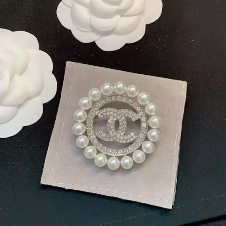 chanel brooch