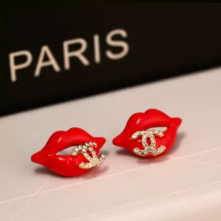 CHANEL ピアス