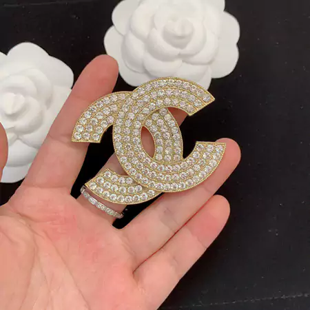 Chanel ブローチ