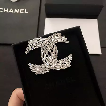 chanel コサージュ 贅沢風