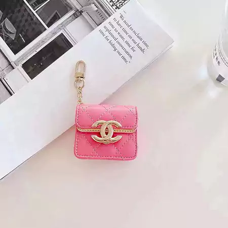 Chanel 金具ロゴ付き Airpods Proケース 無線 レザー高品質 革製 Chanel イヤホン収納ケースSC23021533