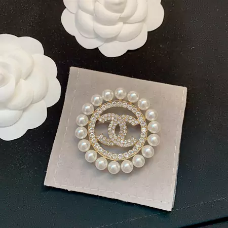 chanel brooch