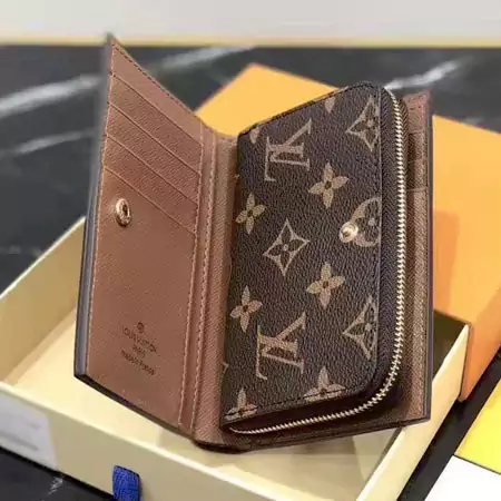 lv 多功能 長財布