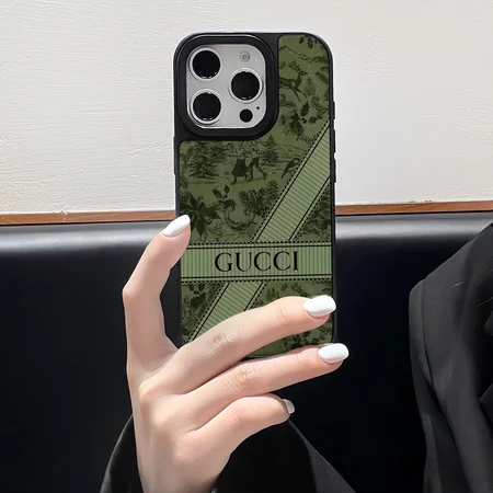 Gucci iPhone 17proケース アート感