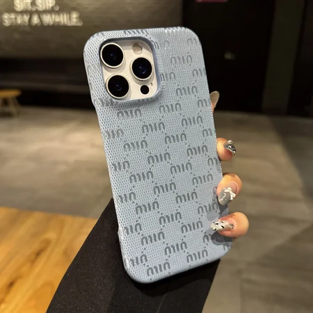 miumiu iphone17ケース 互換性
