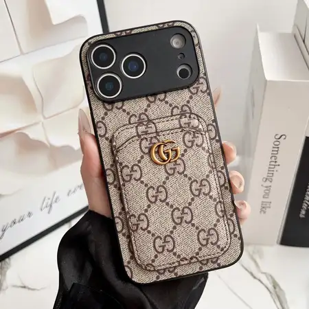 coach iphone17レザーケース