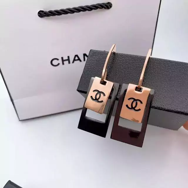 Chanel ピアス 矩形 ペンダント ココマーク