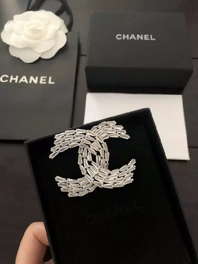 chanel コサージュ 贅沢風