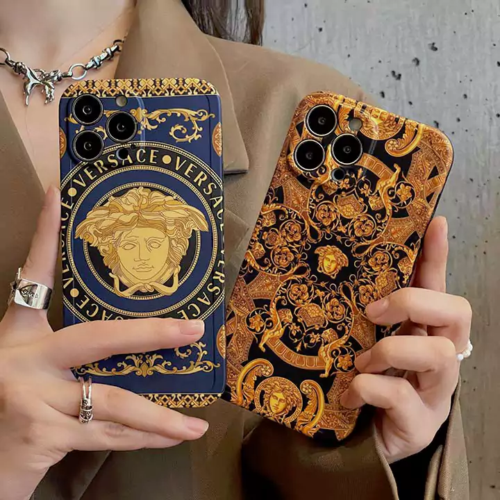 ハイブランド Versace ヴェルサーチ 人気 iphone16 pro max ケース  カバー  シリコン 薄型 ブランドロゴ ヴェルサーチ スマホケースSC23030227