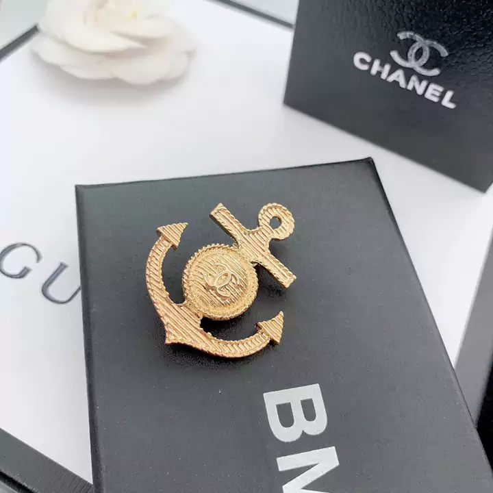 シャネル コサージ CHANEL ブローチ 華やか 贅沢風 Chanel ピン ブランド アクセサリー 金色 エレガント風 バッグ飾り コート飾り パーティー用