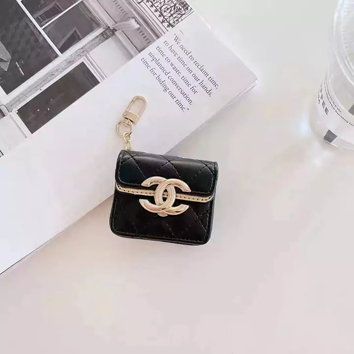 Chanel 金具ロゴ付き Airpods Proケース 無線 レザー高品質 革製 Chanel イヤホン収納ケースSC23021533