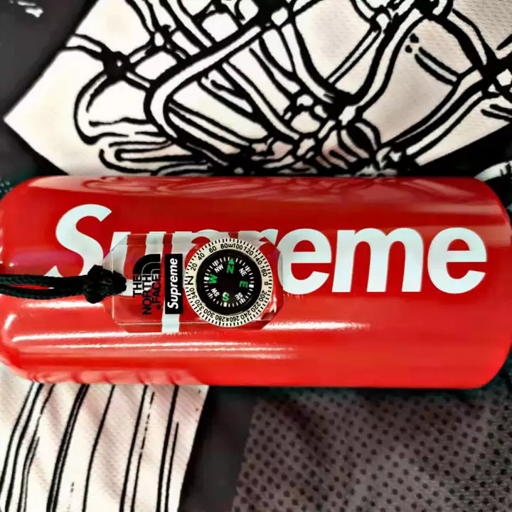 首飾り Supreme 人気