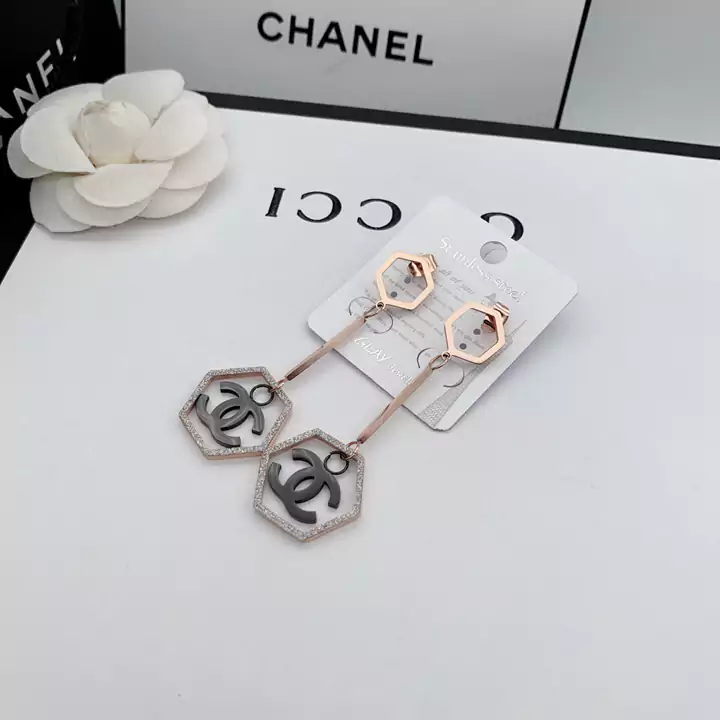 CHANEL アクセサリー アレルギー防止 六角形 エレガント風 上品 芸能人愛用