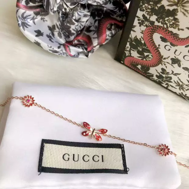 GUCCI 赤い蝶シリーズ エナメルデイジーブレスレット