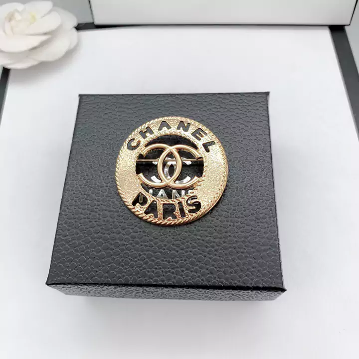 CHANEL コサージュ 金色