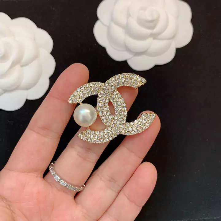 chanel brooch