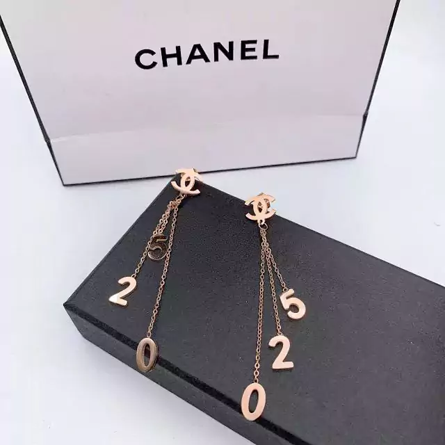 CHANEL ブランド イヤリング