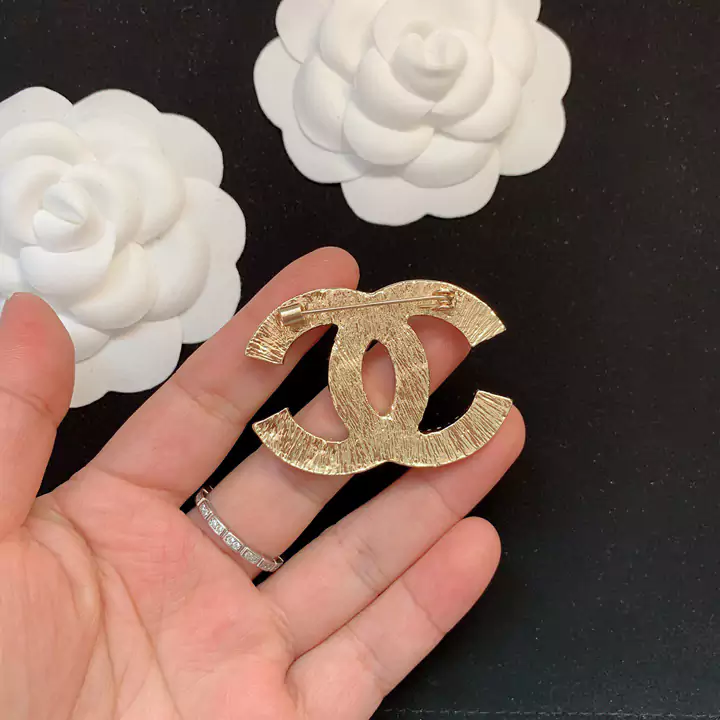 chanel brooch