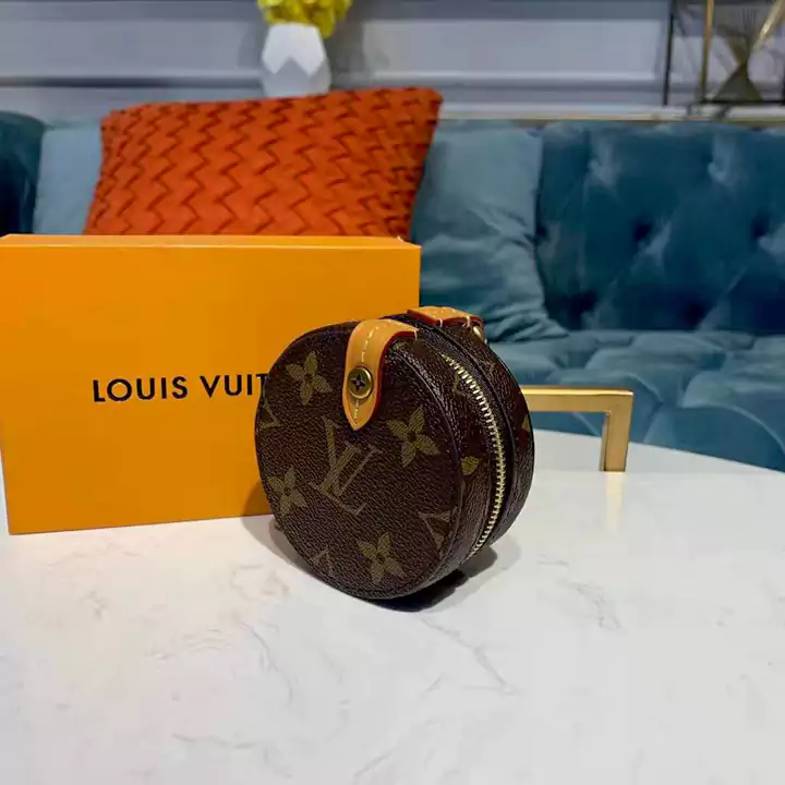 Louis Vuitton change purse