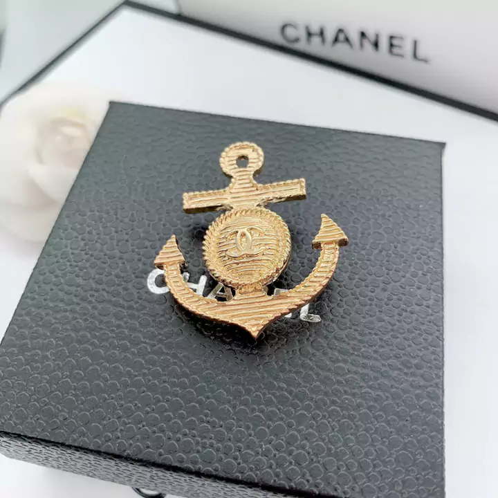 シャネル コサージ CHANEL ブローチ 華やか 贅沢風 Chanel ピン ブランド アクセサリー 金色 エレガント風 バッグ飾り コート飾り パーティー用