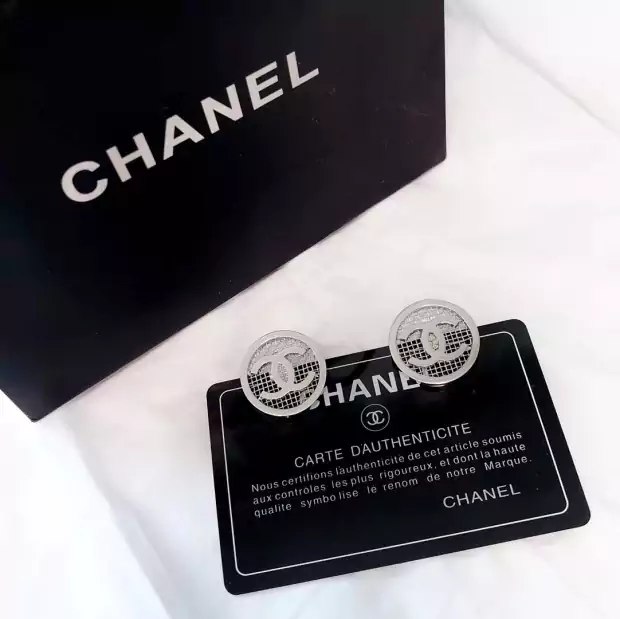 Chanel ピアス 丸形