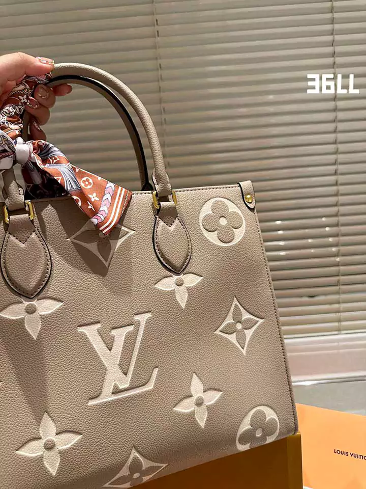 ルイヴィトン M45494 モノグラム オンザゴー コピー MM バッグ  Louis Vuitton ショルダーバッグ・ポシェット WC23071814ルイヴィトン スーパーコピー、オンザゴー コピー、N級品、通販