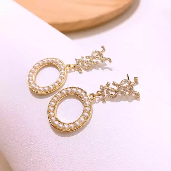 ピアス ysl 高級