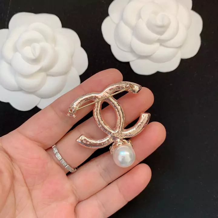 chanel brooch