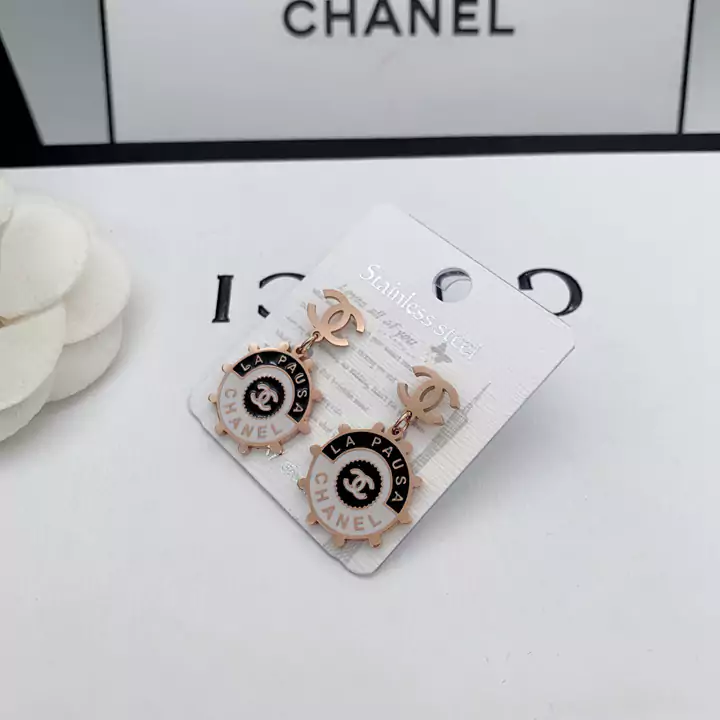 CHANEL アクセサリー クラシック イギリス風