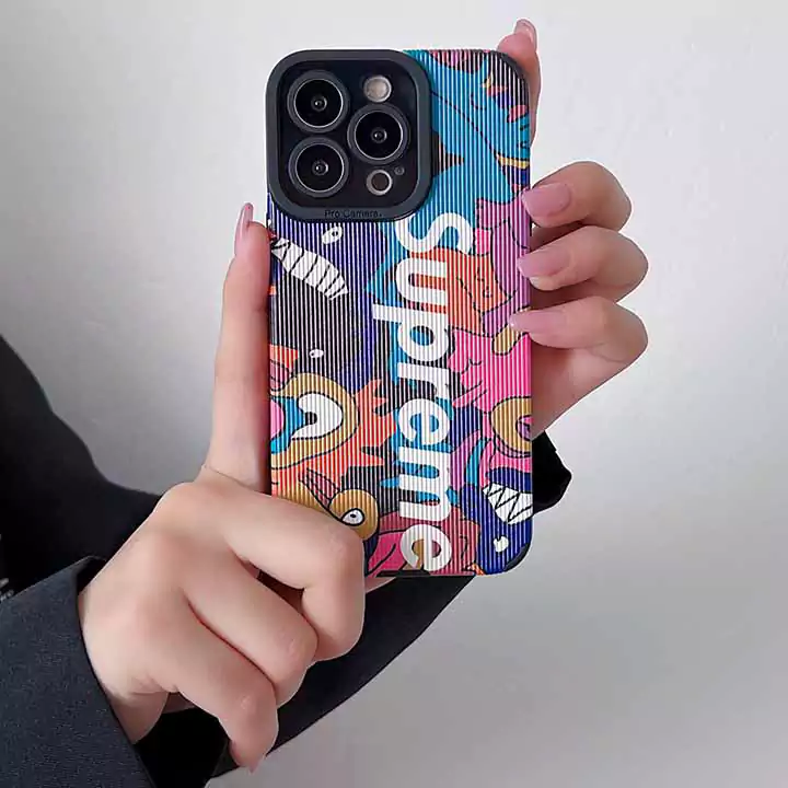 iphone16ケース アニメ風 Supreme