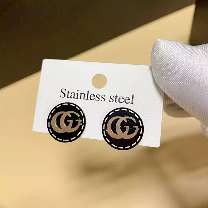 シャネル chanel ピアス おしゃれ