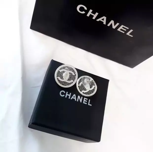 Chanel ピアス 丸形