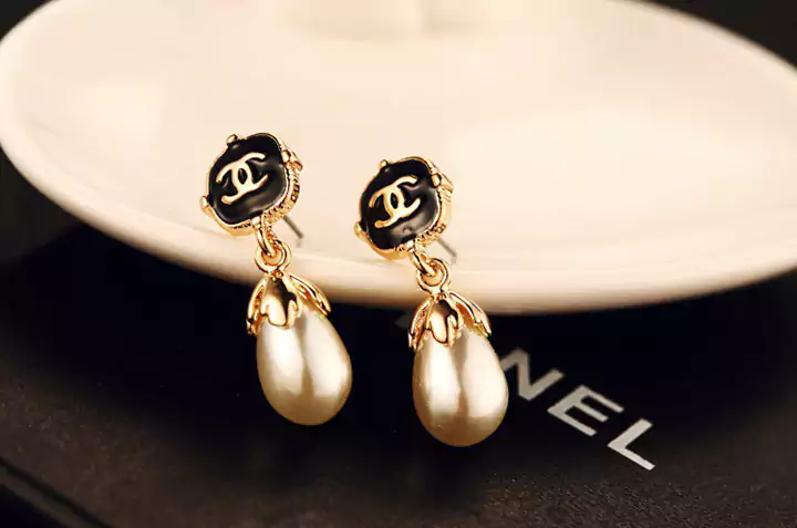 CHANEL 耳アクセ 精品