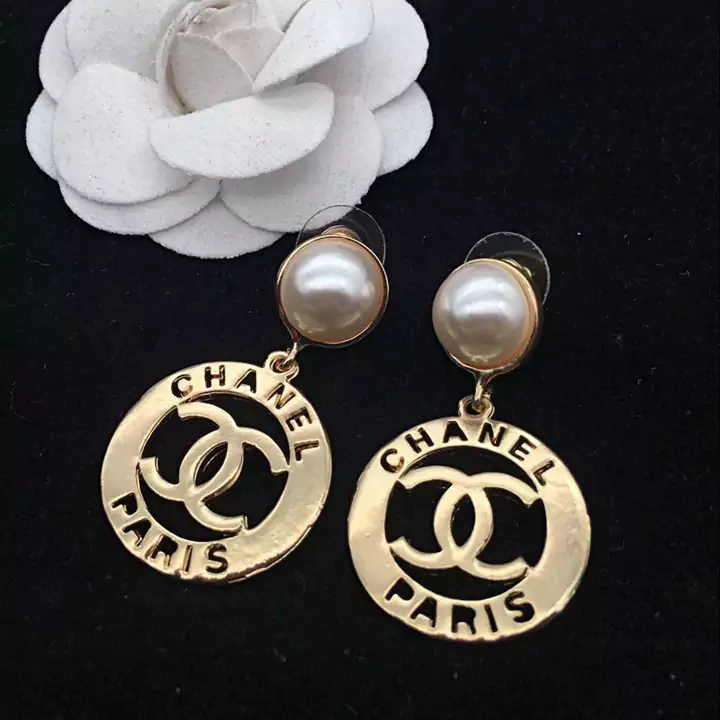 ピアス CHANEL