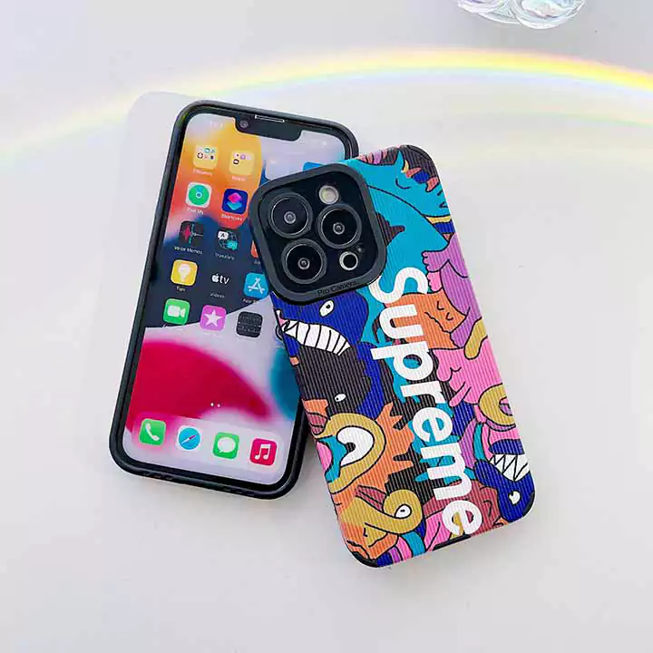 iphone16ケース アニメ風 Supreme