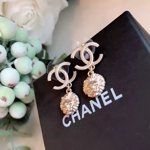 Chanel ピアス ゴールド 定番的