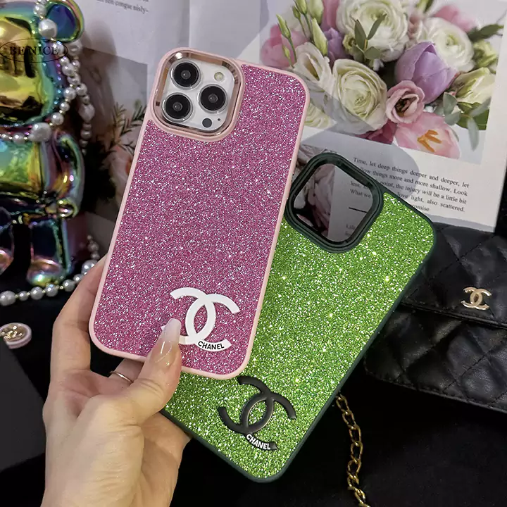 Chanel iPhone16 Pro Max スマホケース、iPhone15 Pro 保護ケース、高級感 iPhone14 女性用ケース、個性的 iPhone13 ケース、軽高級スマホケース、セレブ同款 iPhoneケース、欧米風人気ブランド ケース、インフルエンサー推奨 ケース、キラキラ スマホケース、名媛同款 ケース、軽高級 iPhone保護カバー