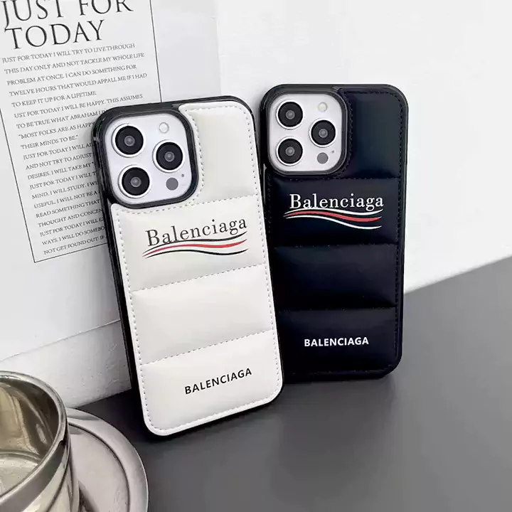 芸能人愛用 ブランド iphone16 16pro 15携帯ケースバレンシアガ Balenciaga スマホケース 上品 シリコン製 男女兼用SC24081439