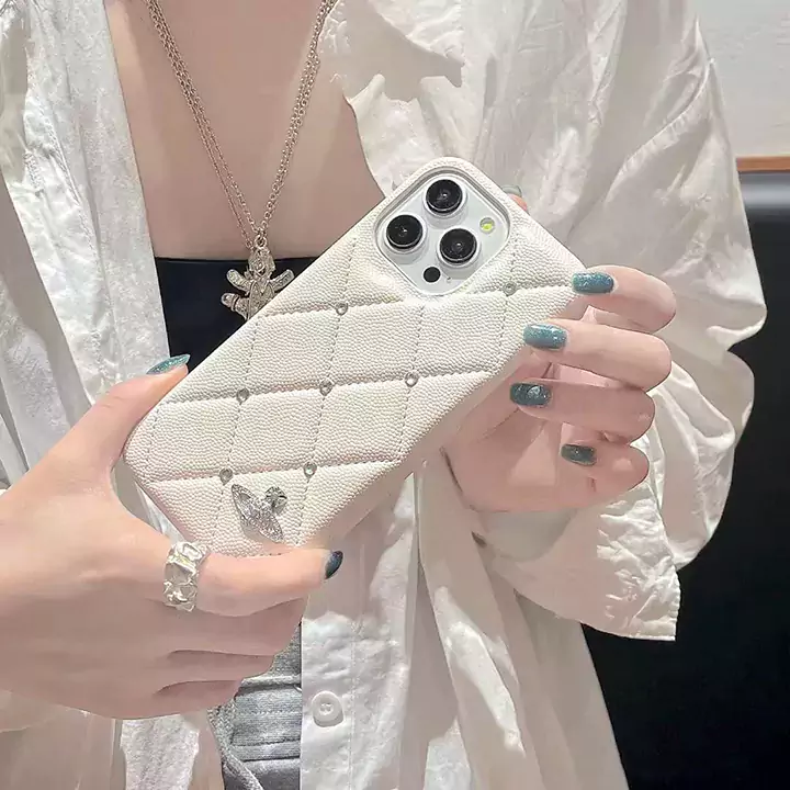 ハイブランド ヴィヴィアン ウエストウッド Vivienne Westwood iphone16pro/16promax/16ケース