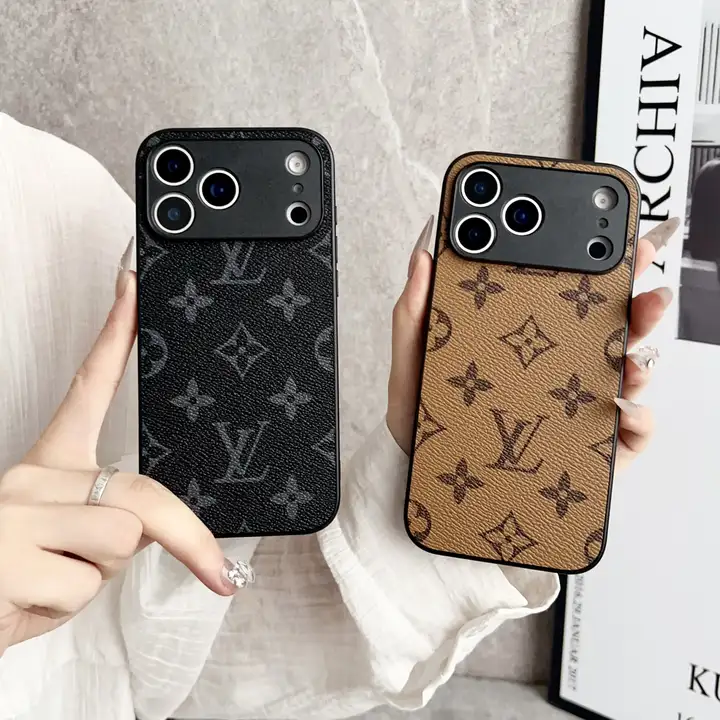 Gucci iPhone16Pro カバー