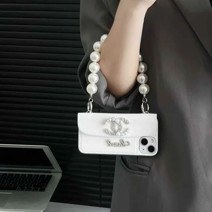 chanel iphone17ケース パール手提げ