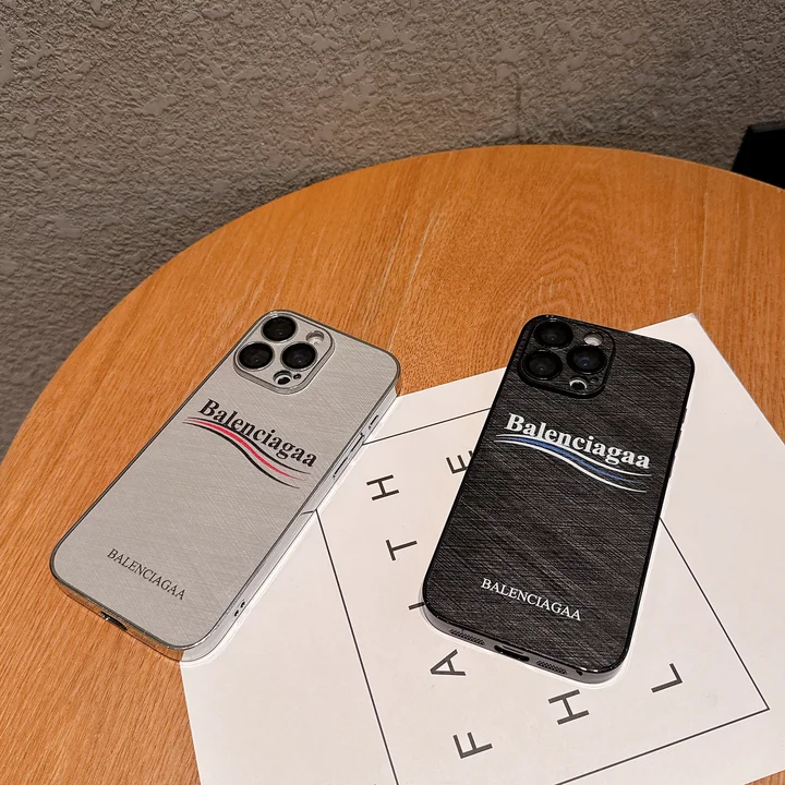 バレンシアガ iphone17 pro maxケース レンズ保護