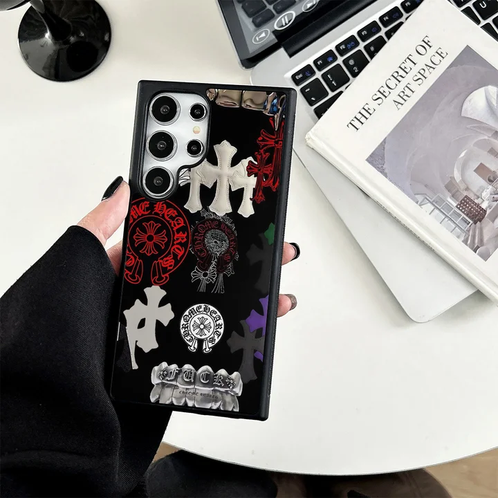 クロームハーツ iphone 17 pro maxケース すべり止め