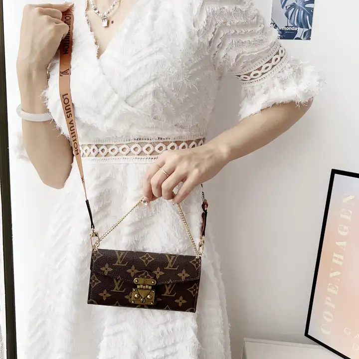 ルイヴィトン iphone17 por max手帳ケース